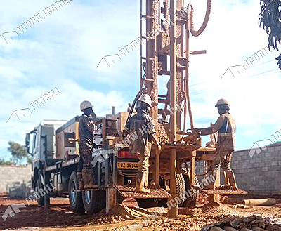 Shipping CSD300 4X2 Truck-Mounted Water Well Drilling Rig to Africa by Sea