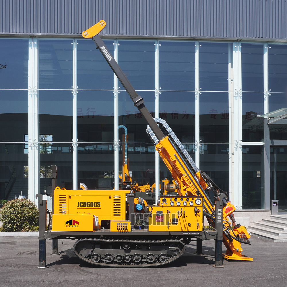 Полностью гидравлическая гусеничная буровая установка для алмазного бурения скважин JCD600S